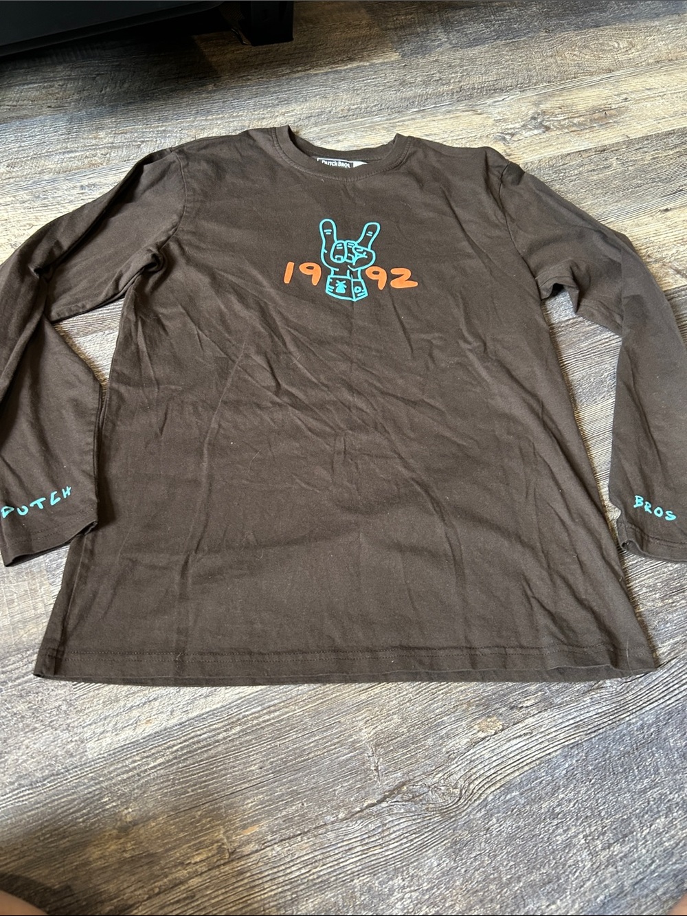 ✌️ Dutch Bros Black Long-Sleeve Tee 🌟🌟🌟🌟